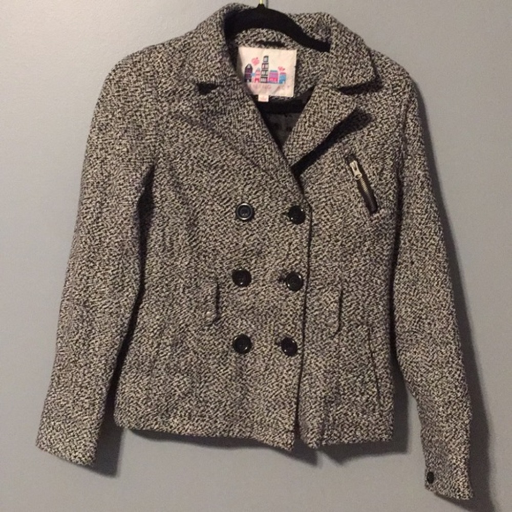 5/$25 Opening act coat size small